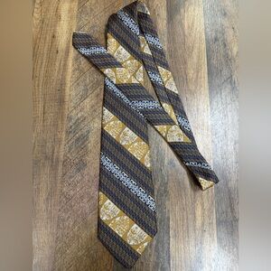 Vintage Elegant Patterned Men's Tie